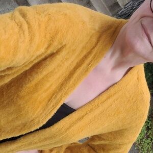 RETROLOGY sz XL-3X fuzzy cardigan